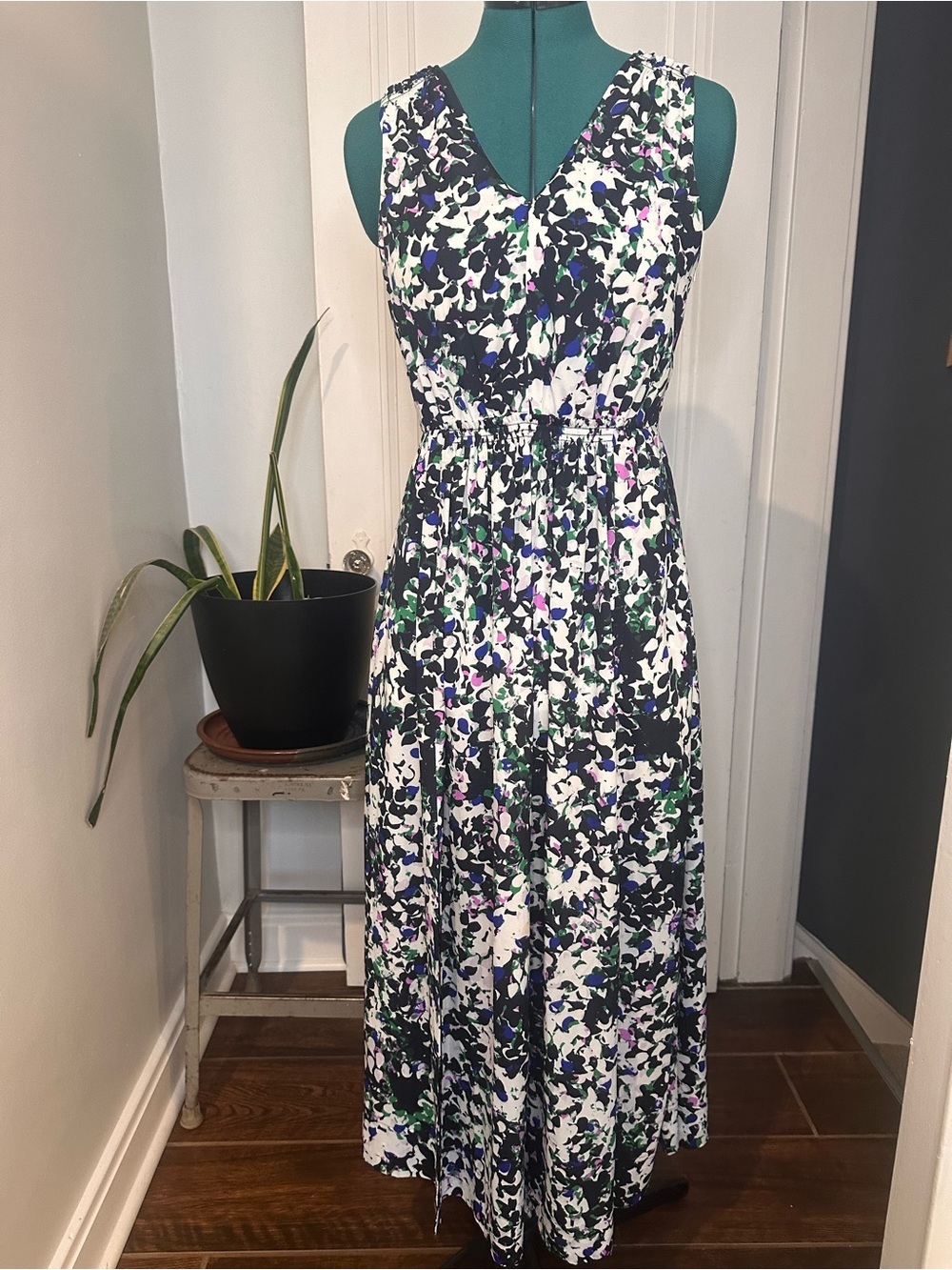 Banana Republic Sleeveless V-Neck Maxi Dress Black, White, Green, Blue, Purple